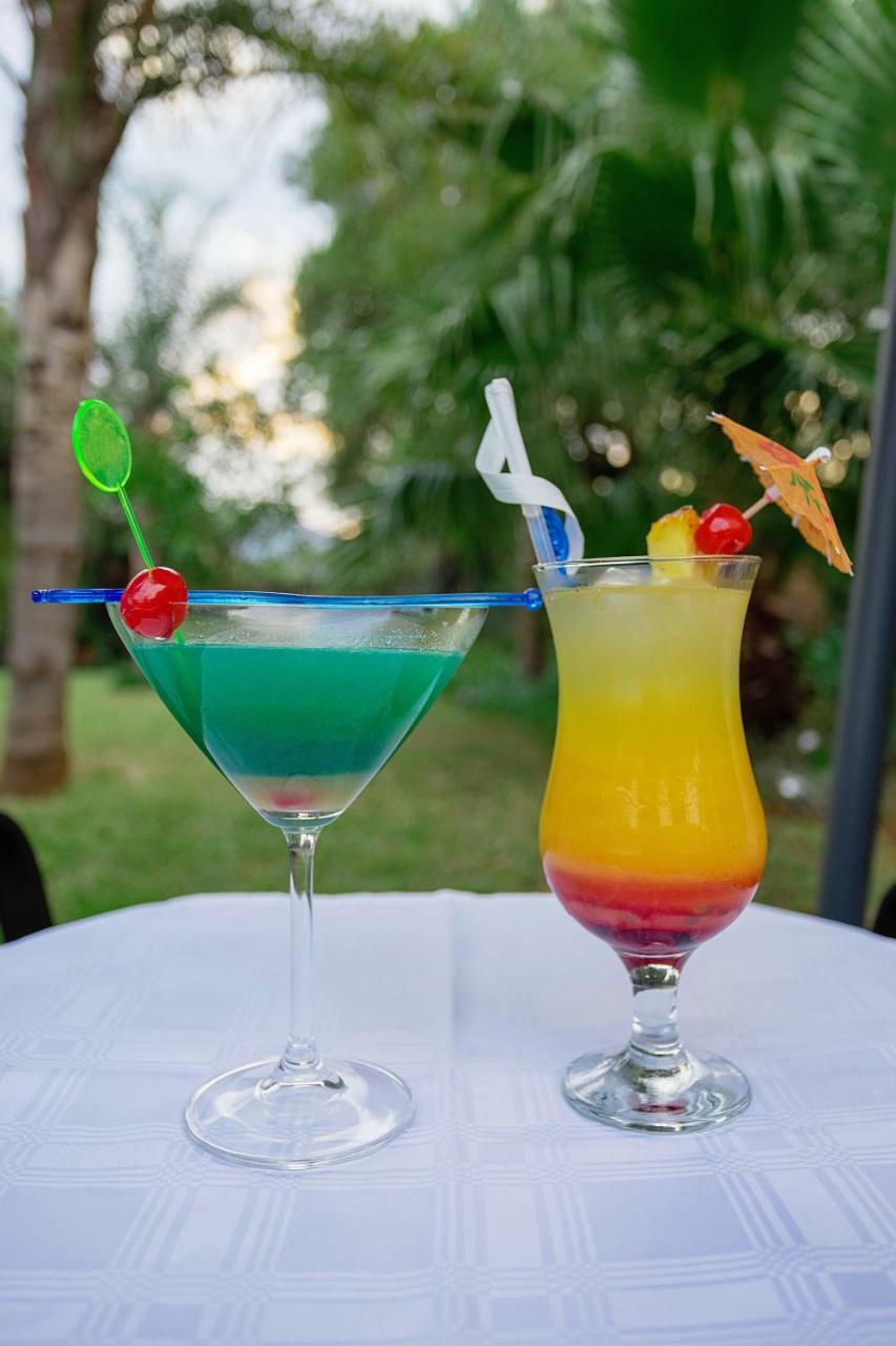 Three Oaks And An Aloe Boutique Hotel Hartbeespoort Eksteriør bilde