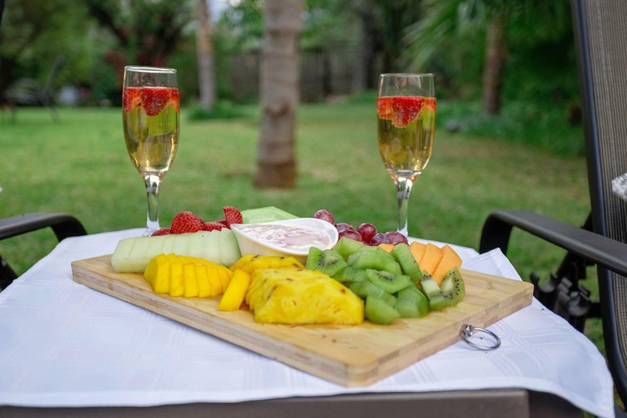 Three Oaks And An Aloe Boutique Hotel Hartbeespoort Eksteriør bilde