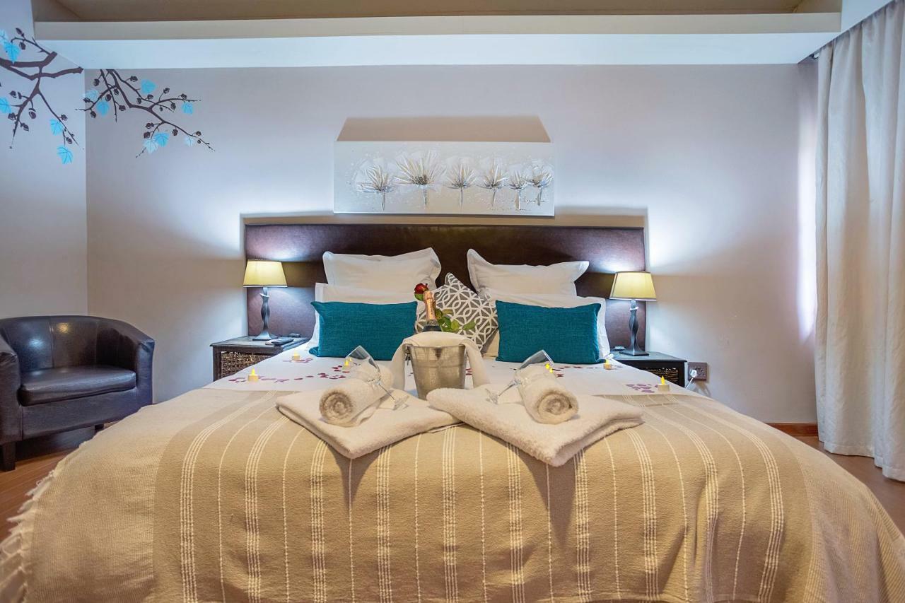 Three Oaks And An Aloe Boutique Hotel Hartbeespoort Eksteriør bilde